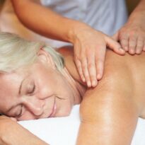 ELDERLY MASSAGE 1.5H